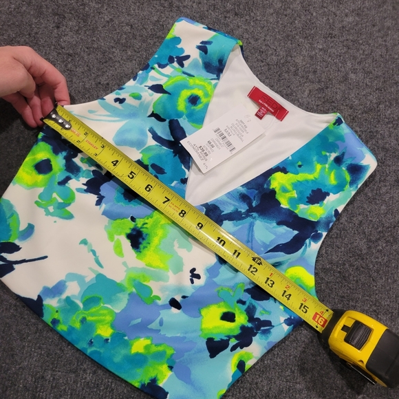 NWT two piece set! Saks Fifth Avenue - Picture 8 of 11